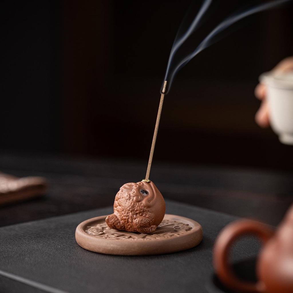 Purple Clay Golden Toad Incense Burner: Zen Desktop Aromatherapy Holder for Home