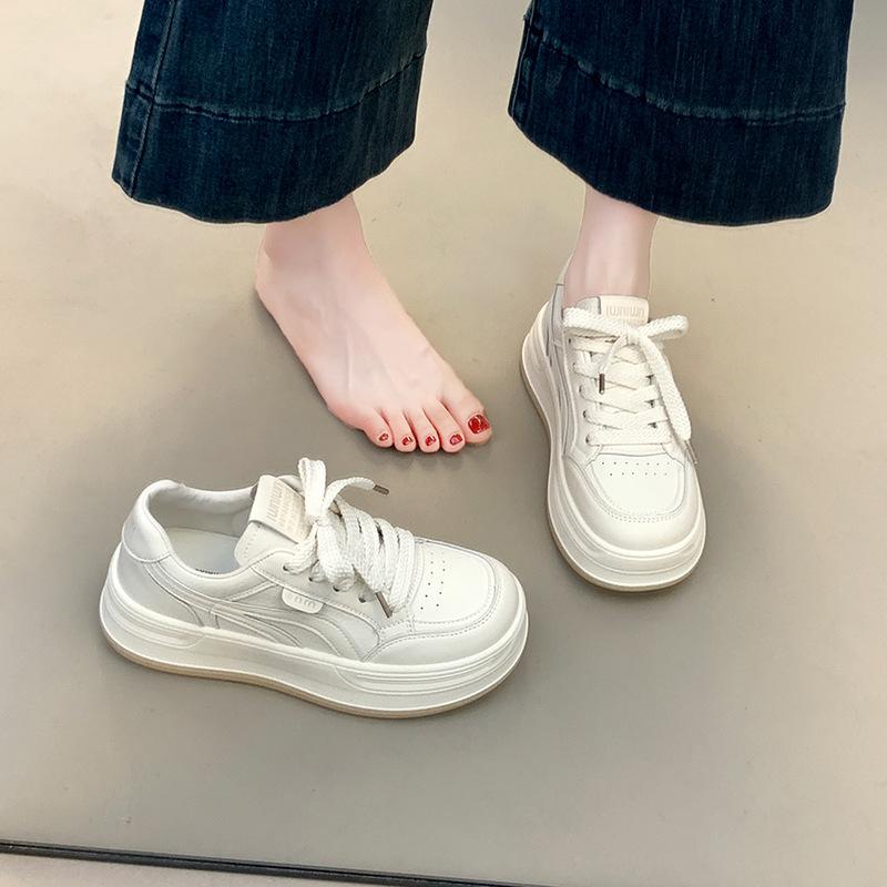 

2025 autumn little white shoes new Korean version ins female students platform leather sports board shoes casual street women s shoes 40 хаки