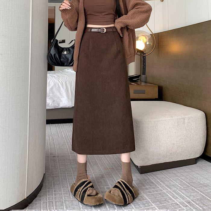 Women's High-Waist Corduroy Skirt: Retro Mid-Length with Spring/Autumn Slit & Hong Kong Style Drape.