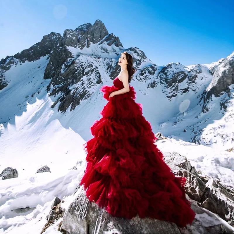Red 2025 New Street Couple Clothing Question Fluffy Wedding Dress