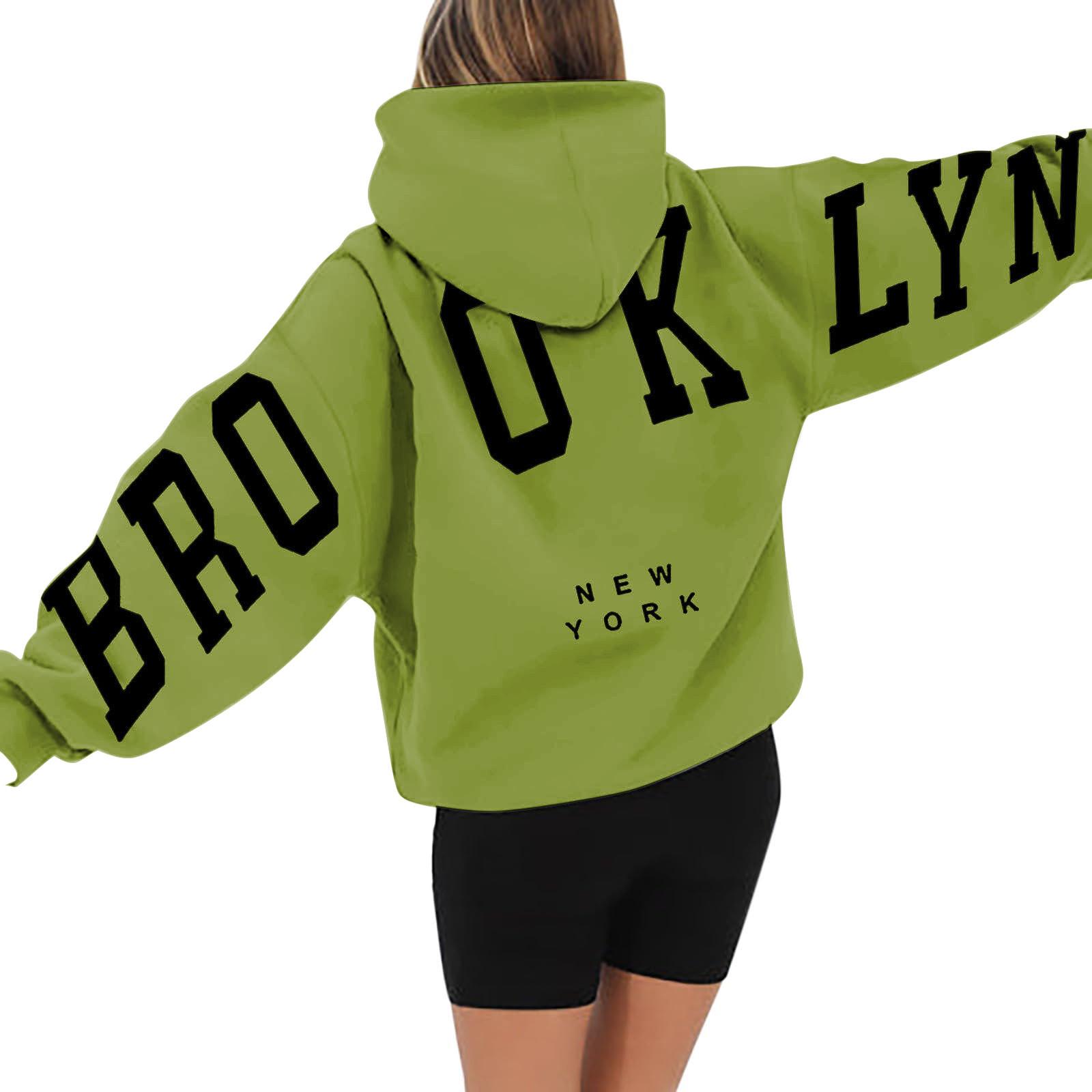 Спортивный костюм с капюшоном — фото 9