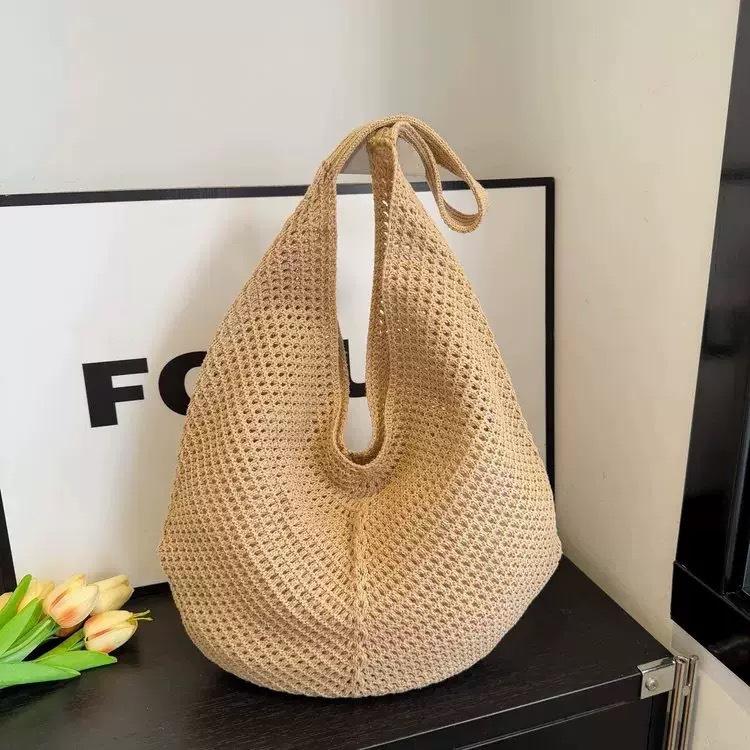 Summer super fire woven bag women's new literary and artistic style wool knitted vacation beach bag shoulder messenger bag
