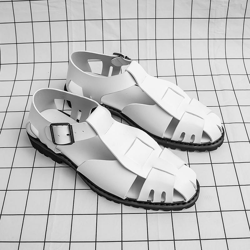 Fashion Summer Men Fashionable Beach Sandals Black White Outdoor Casual Comfortable Driving Trip High-end Sandals Size 38-46 Men Sandals