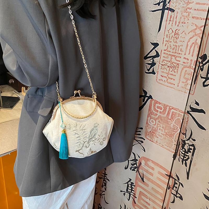 Fashion Vintage Fringe Bag Small Shell Bags Chain Women Shoulder Crossbody Bag Crane Flying Women's Handbags Purses Embroidery