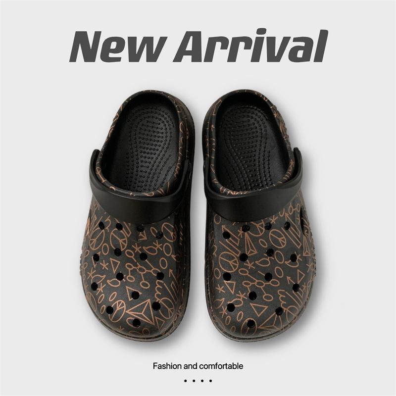 Cool slippers women's summer outer wear household thick-soled non-slip hole shoes ins couple beach slippers men