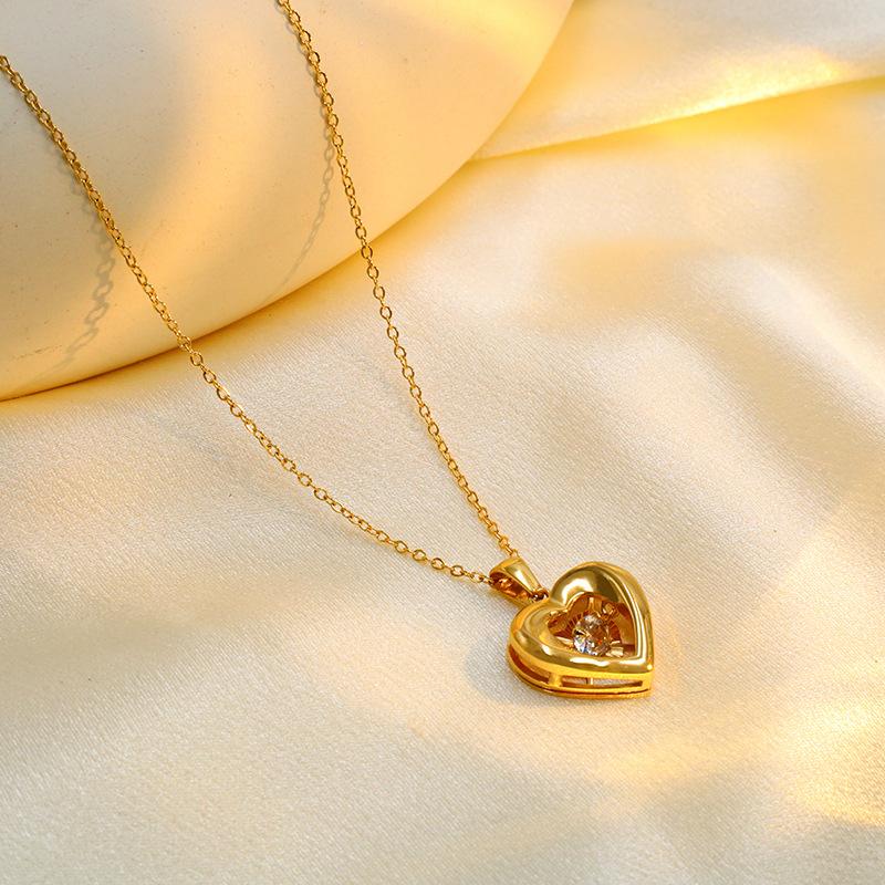 French Non-Fading Zircon Light Luxury Temperament Love Heart Pendant Necklace Women'S Versatile Collarbone Chain Titanium Steel Chain