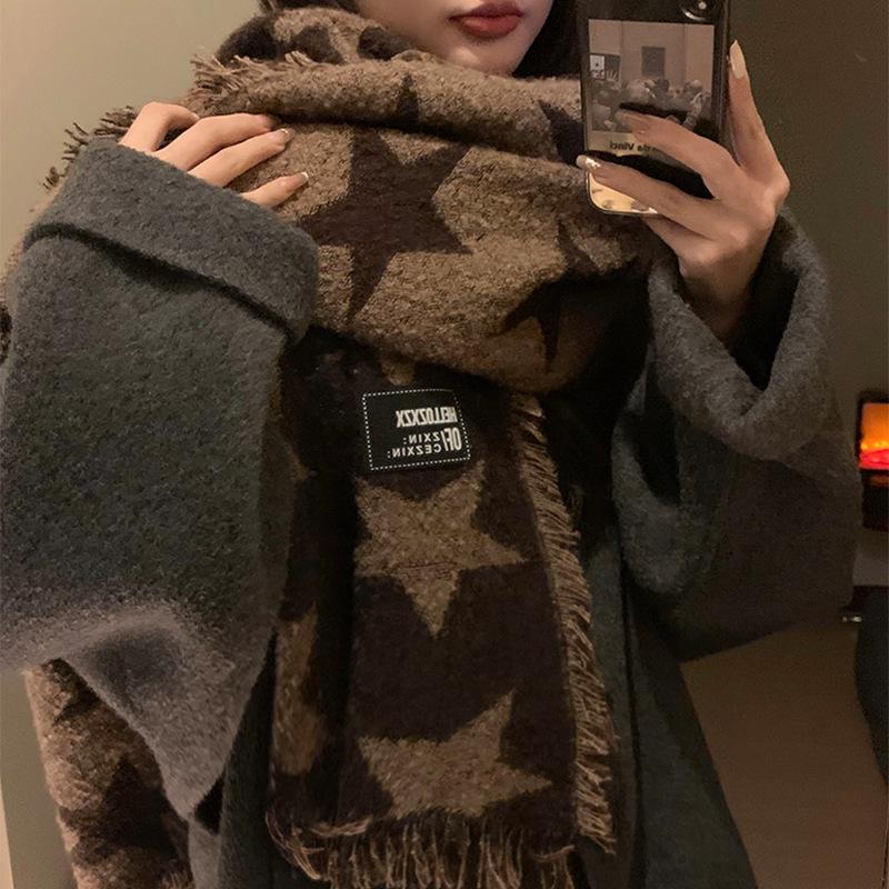 Korean Version of Star High End Scarf for Girls in Winter Thickened Qianqiao Warm Scarf Versatile Cold Proof Student Shawl