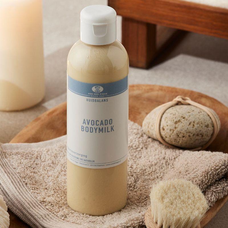 Avocado Moisturizing Body Milk Lotion 200ml