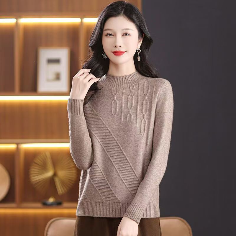 Autumn and Winter Women's High Collar Sweater Knitted Top Fashionable Style Loose Knitted Sweater