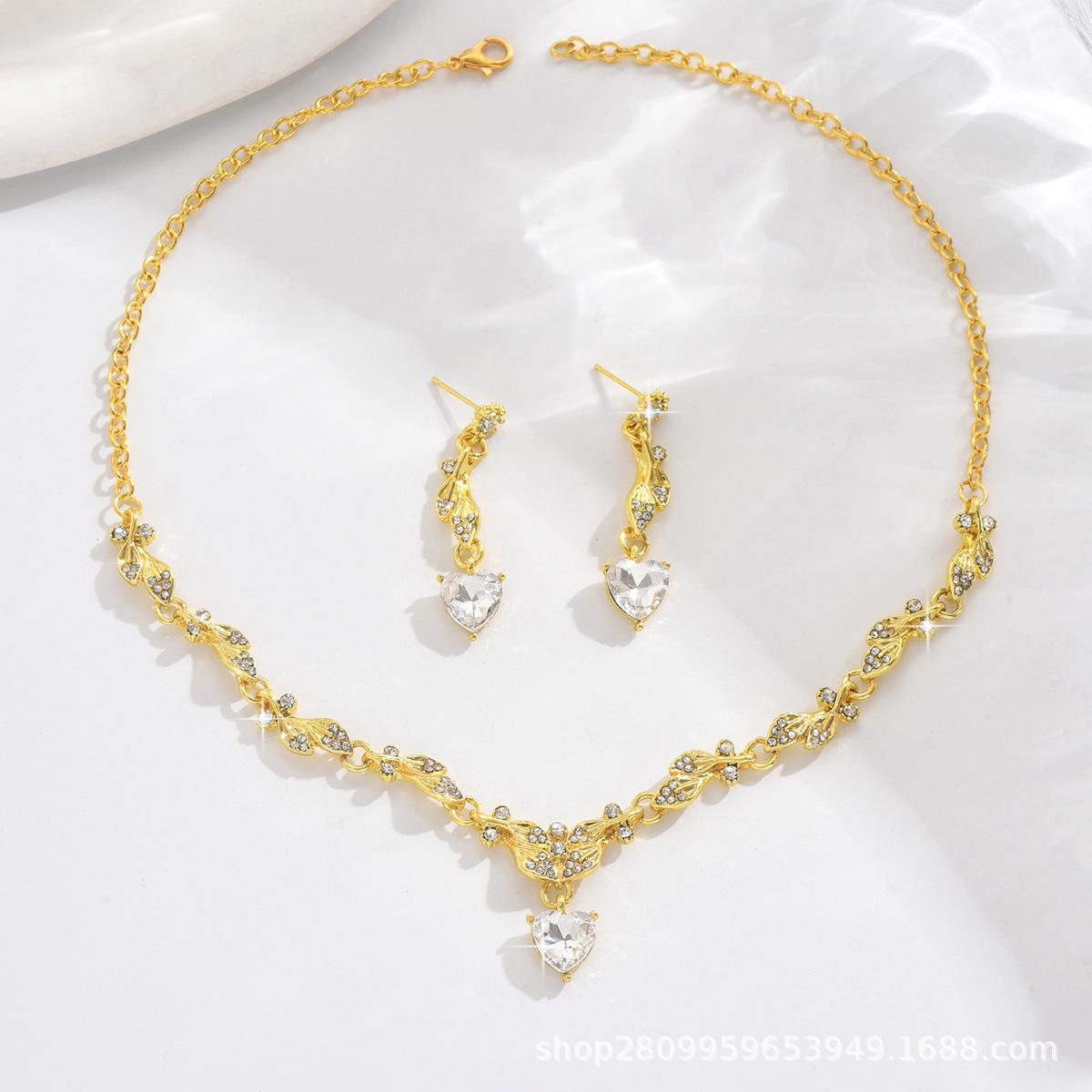 

Новое свадебное колье и серьги, набор свадебных украшений с кристаллами любви, аксессуары для вечернего платья, на каждый день