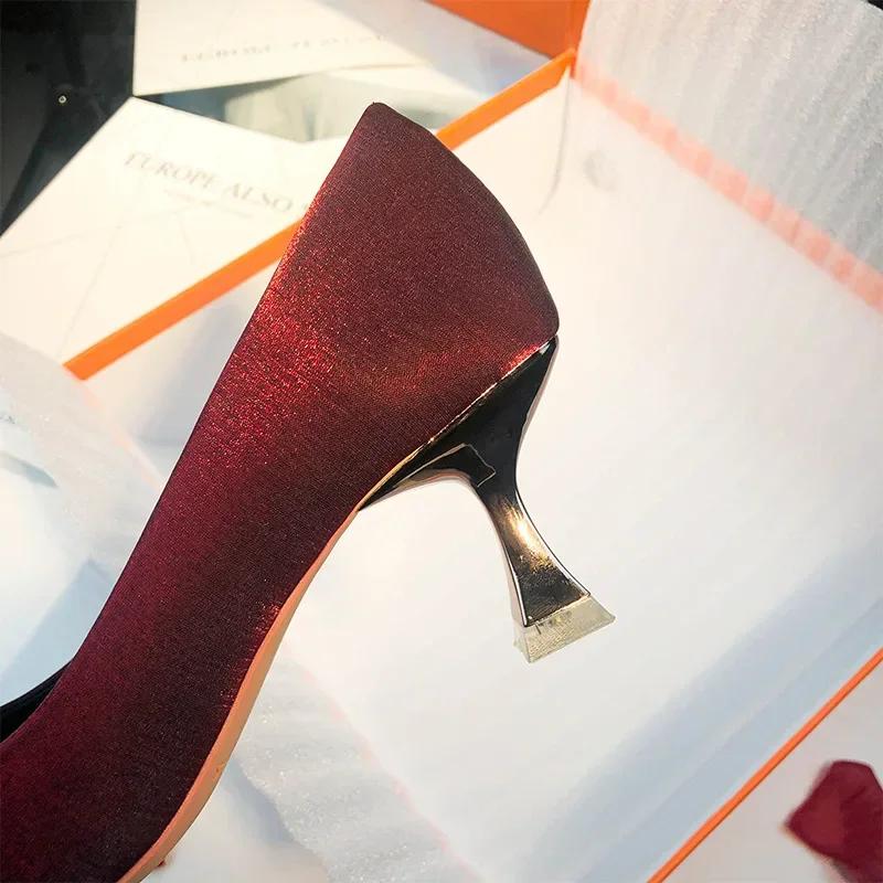 Fashion Women's High Heels Luxurious Crystal Crown Decorated Stiletto Wedding Party Shoes Bombas De Mujeres 2025 New Women Single Shoes