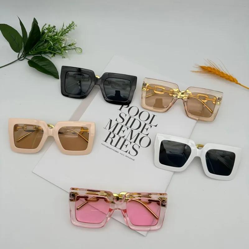 New Women's Small Frame Sunglasses Women Fashion Square Sun Glasses Outdoor Travel Trend Eyewear Shades UV400