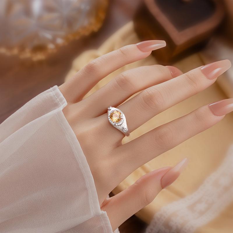 Natural colored treasure ring s925 silver brushed craft inlaid with olivine crystal stone light luxury niche gift for girlfriend