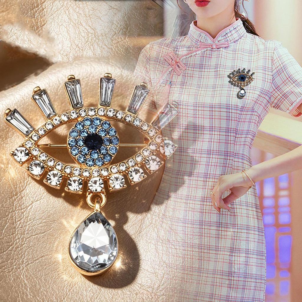 Korean Luxury Blue Diamond Eye Brooch with Rhinestones