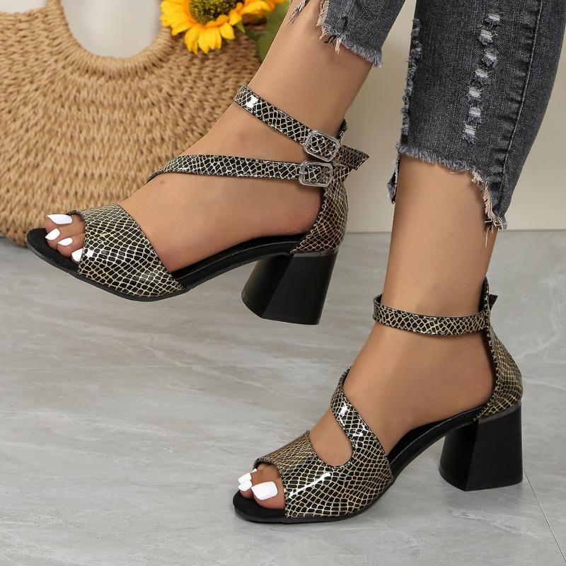 2024 New Fashion Versatile Buckle Women's Sandals Square Heel Open Toe Summer Outer Wear Temperament Comfortable Beach Zapatos