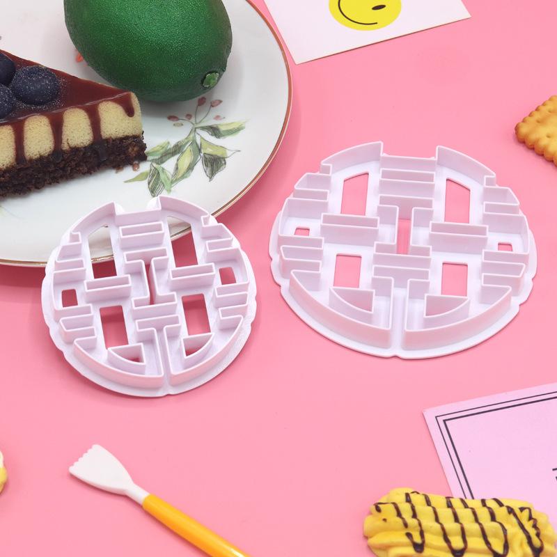 1PC Creative Spot Simulation Modern Simple Chinese Wedding Happy Character Mold White OPP Plastic
