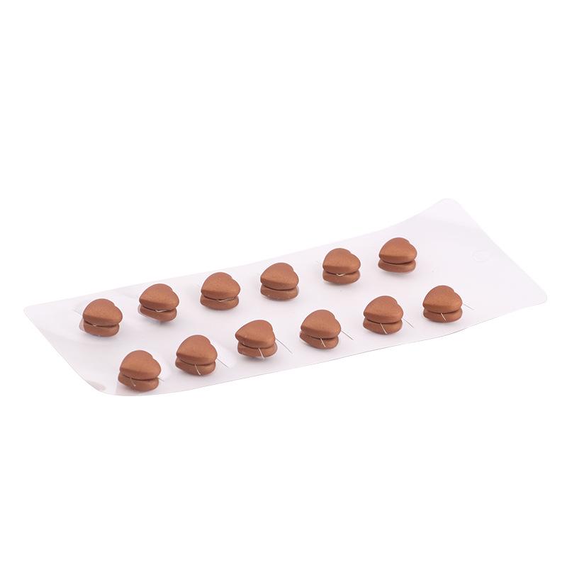 Hui Hijab Scarf Heart-Shaped Magnetic Collar Clip