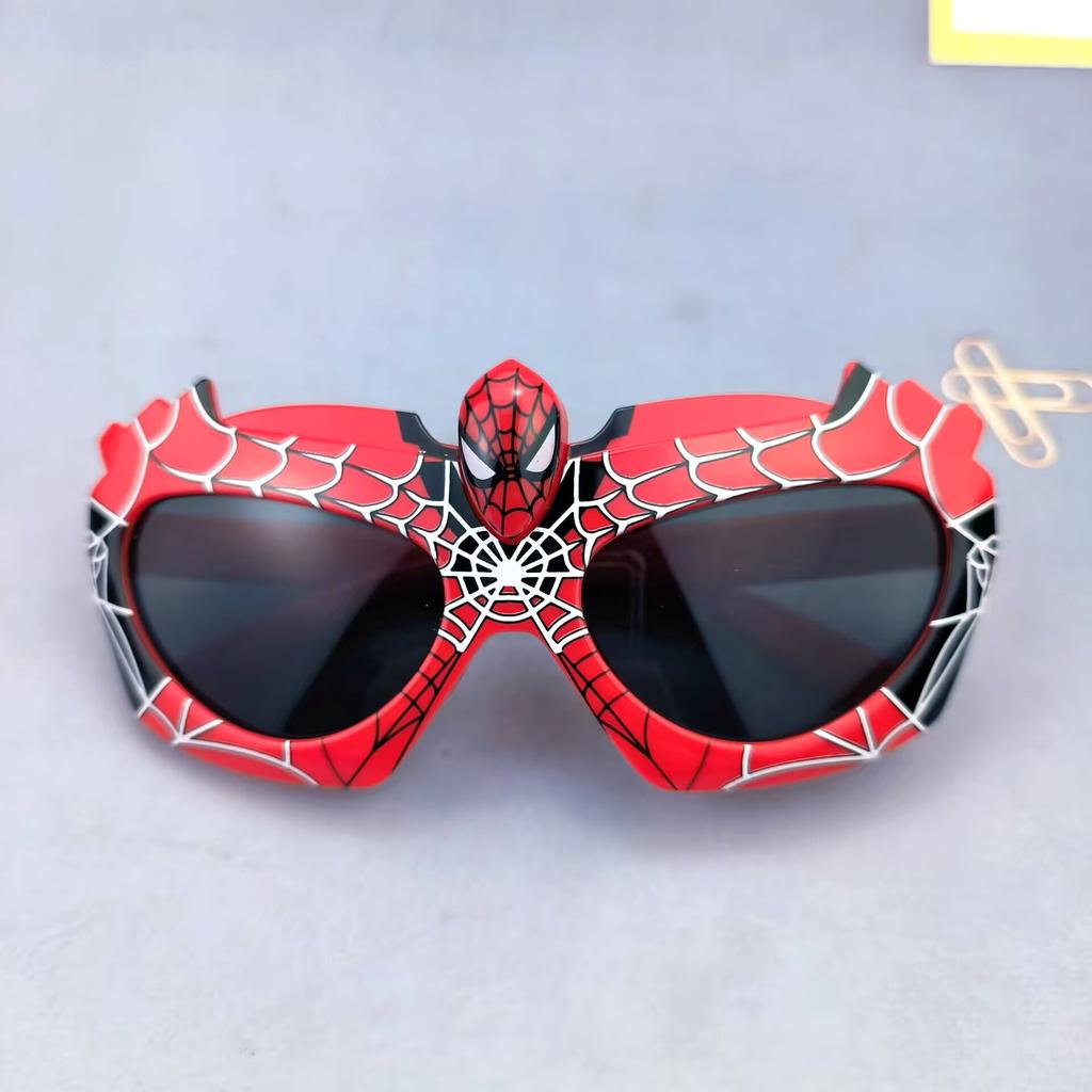 Children's sunglasses, Spider-Man design, cool and stylish, cartoon-themed, sun-protective eyewear for babies, toy sunglasses, also available for