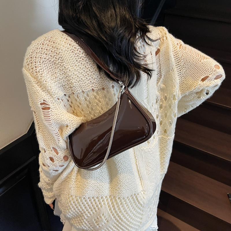 Textured retro small bag women's new casual solid color messenger bag fashionable shoulder armpit small bag