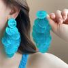 French Round Shell Tassel Stud Earrings: Retro, Exaggerated Style for a Unique Fashion Statement.