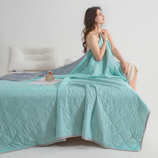 Cooling Quilt Summer Blanket Lightweight Cooling Fibers Breathable Thin Double-Sided Self-Cooling Sleep Blanket for Hot Nights Bedroom Travel