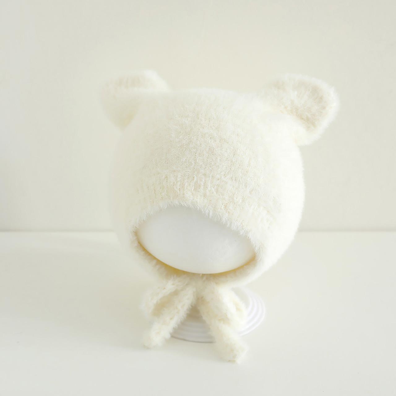 

Детская плюшевая шапка с защитой ушей, милая мультяшная шапка-бини на завязках для малышей 10-36 месяцев, детская теплая шапка, зимняя детская шапка с защитой ушей белый