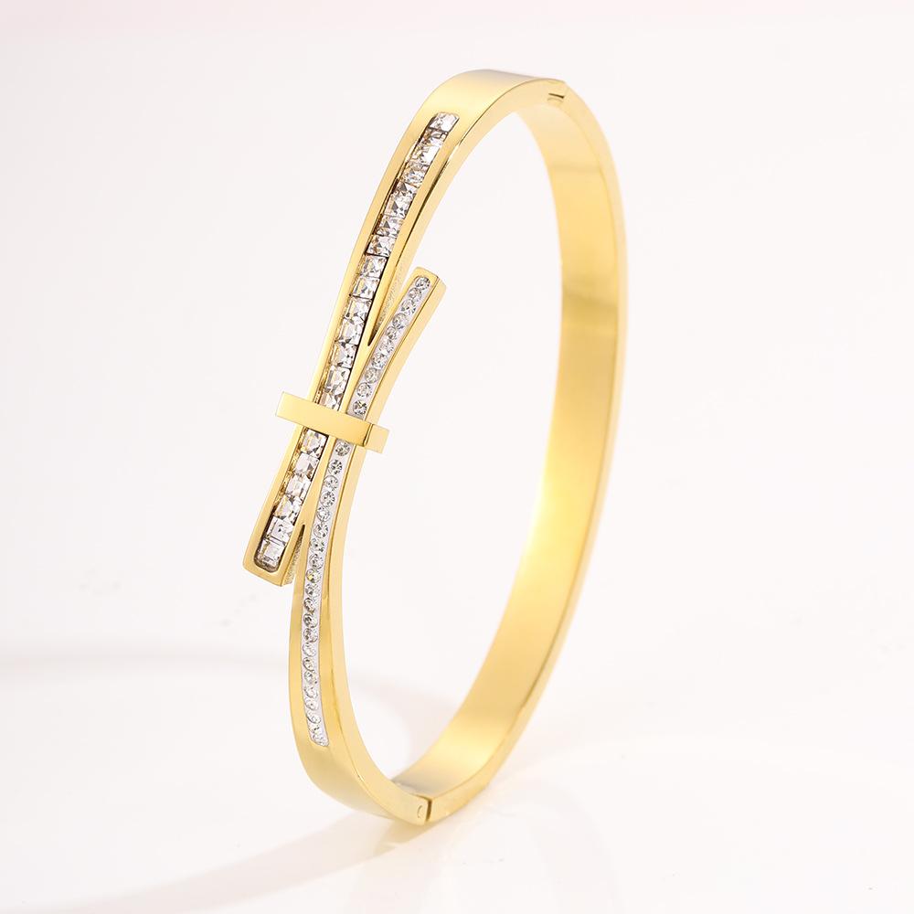 Titanium Steel Non-fading Women's Light Luxury Personalized Design Gold Fashion Trend Jingle