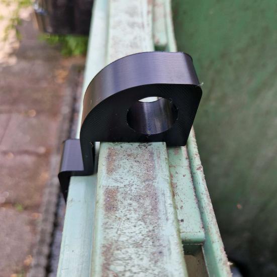 2Pcs Trash Can Ventilation Clip Kitchen Waste Prevents Lid Damage Odor Easy Snap-On Installation Trash Can Lid Buffer