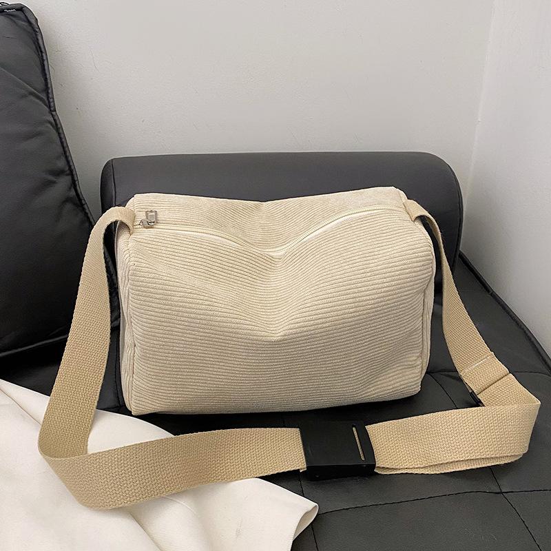 

Casual bag Korean version shoulder messenger bag women s 2025 new versatile ins foreign style travel bag large capacity women s bag хаки