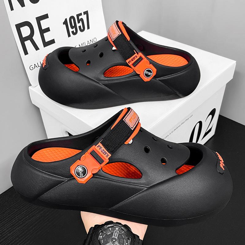 

Stepping on shit hole shoes men s summer new driving bag head drag beach shoes trendy sandals outdoor slippers men s outer wear 36