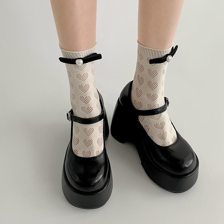 Retro black British style platform thick heel small leather shoes women's 2025 new autumn skirt versatile Mary Jane shoes