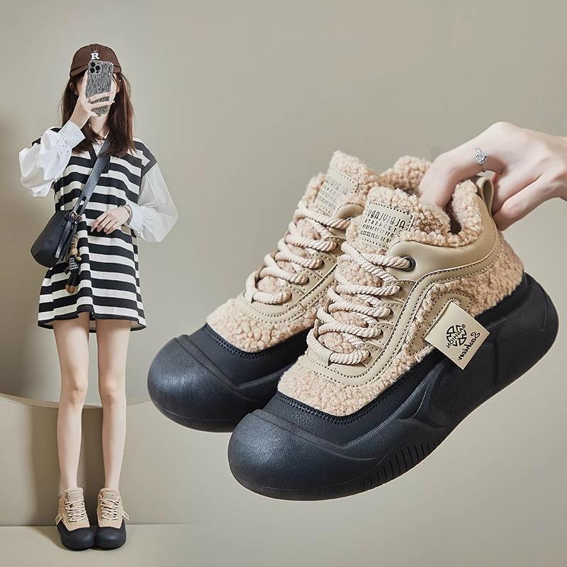 2025 Winter New Casual Short Boots Women's Retro Versatile High-top Shoes Lightweight Soft-soled Velvet Thermal Cotton Shoes