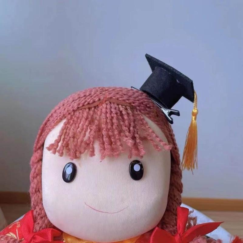 Stylish Graduation Hat Hair Clip Accessory Easy To Use Hair Clip Personalized Duckbill Clip for Headwear Enthusiasts