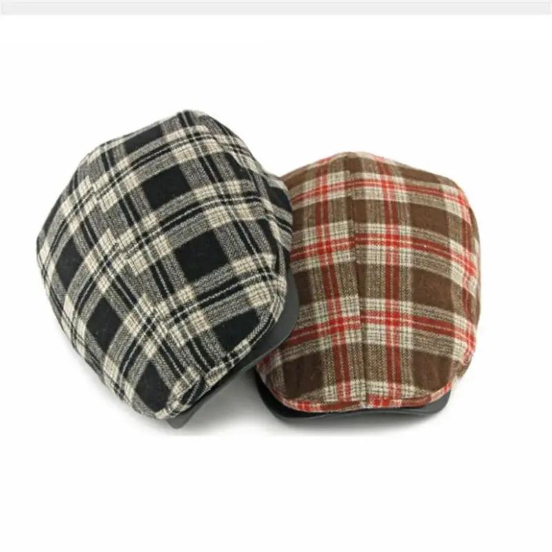 LDSLYJR Winter Polyester Print Warm Newsboy Caps Men Flat Cap Women Painter Beret Hats 152