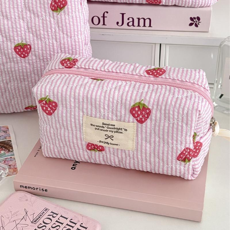 Cute Strawberry Women's Stripe Cosmetic Bags Travel Portable Ladies Clutch Purse Storage Bag Makeup Case Cosmetic Organizer