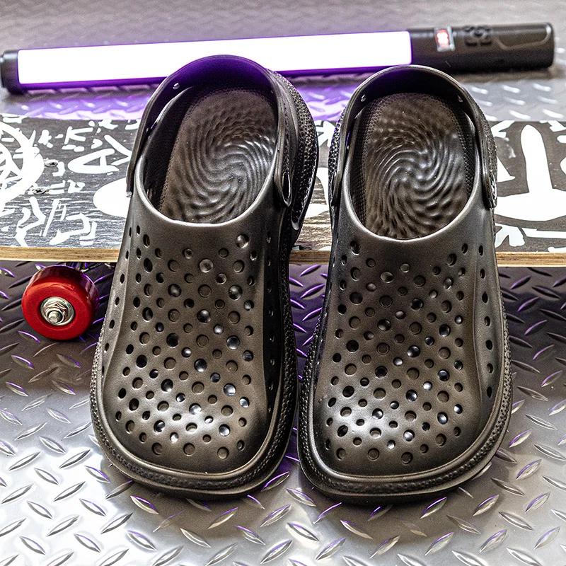 Fashion White EVA Soft Sole Men Clogs Slippers Casual Hole Beach Sandals Outdoor Men Garden Shoes Summer Sandals Home Slides Male