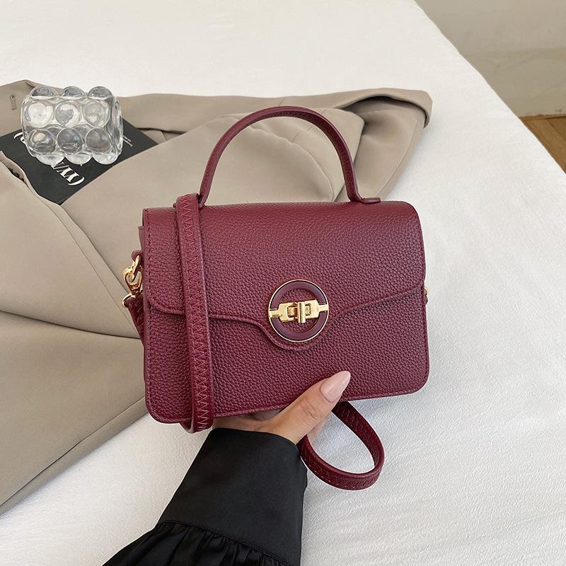 Stylish Simple Fashion Casual Portable Small Square Bag Women's 2025 Autumn New Trend Commuter Messenger Shoulder Bag