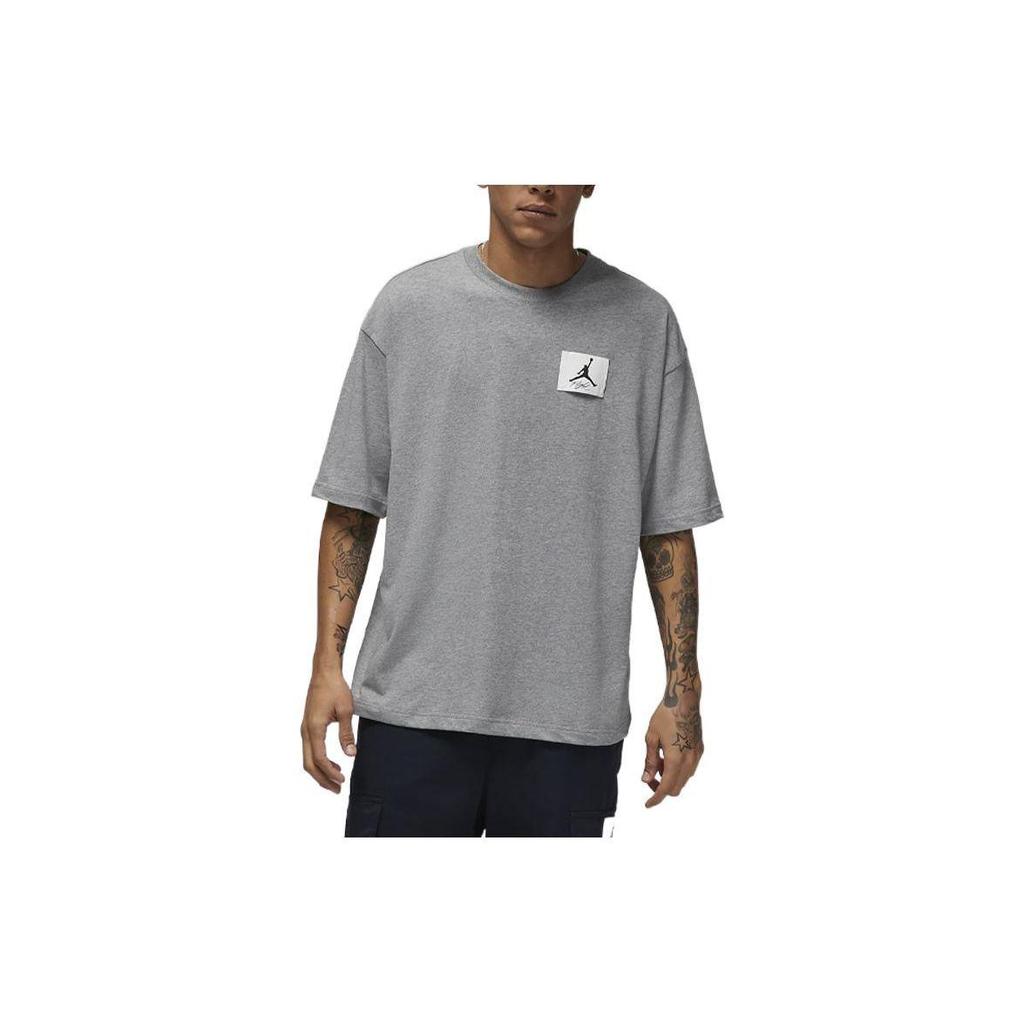 Jordan Flight Essentials Einfarbiges Logo-Patch Locker Geschnitten Rundhalsausschnitt Halbarm T-Shirt Herren Oberteile Carbongrau DZ7314-091