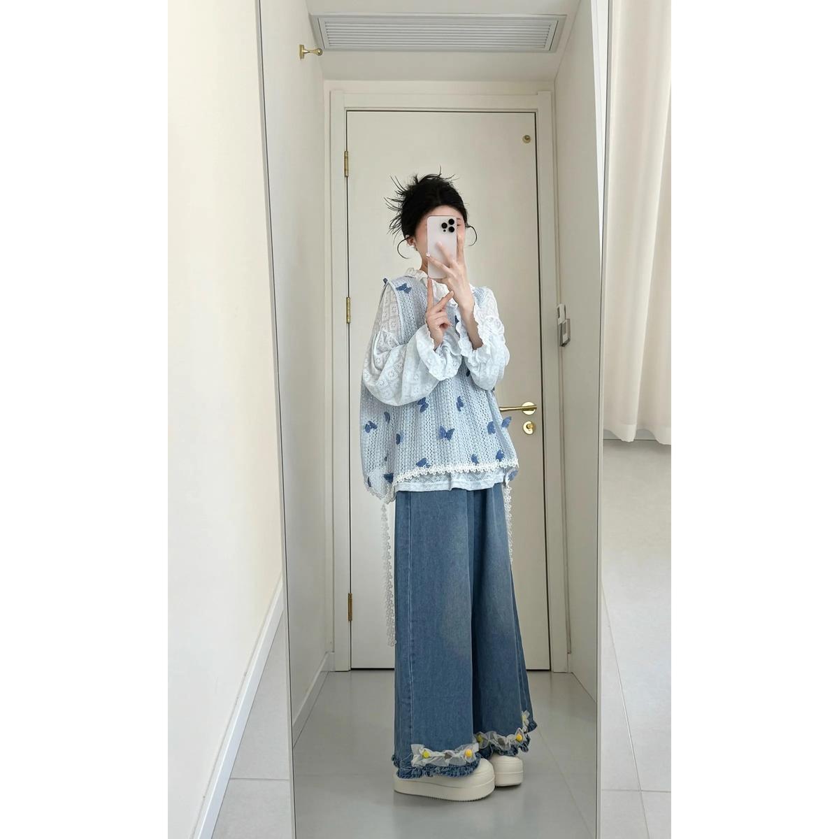 

2026 Spring Korean Hollowed-Out Butterfly Vest and Jeans 3-Piece Set L (100-115 catties)