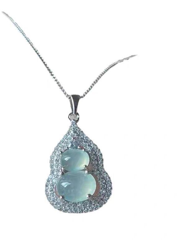 Silver Inlaid Gourd-Shaped White Ice Jade Pendant Necklace for Women