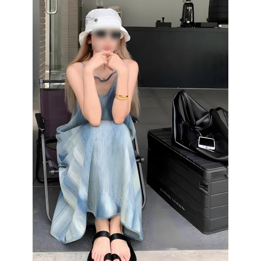 Women's Summer Seaside Loose Beach Dress Wears Holiday Lazy Long Dress Retro Blue Smudge Suspender Dress