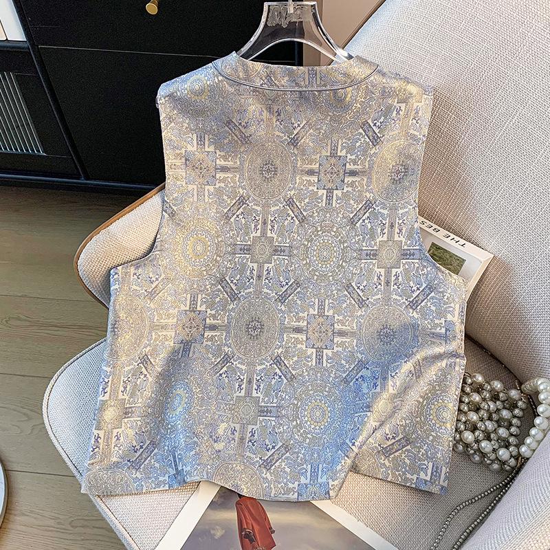 Women's Ethnic Style Jacquard Embroidery Button Collar Vest