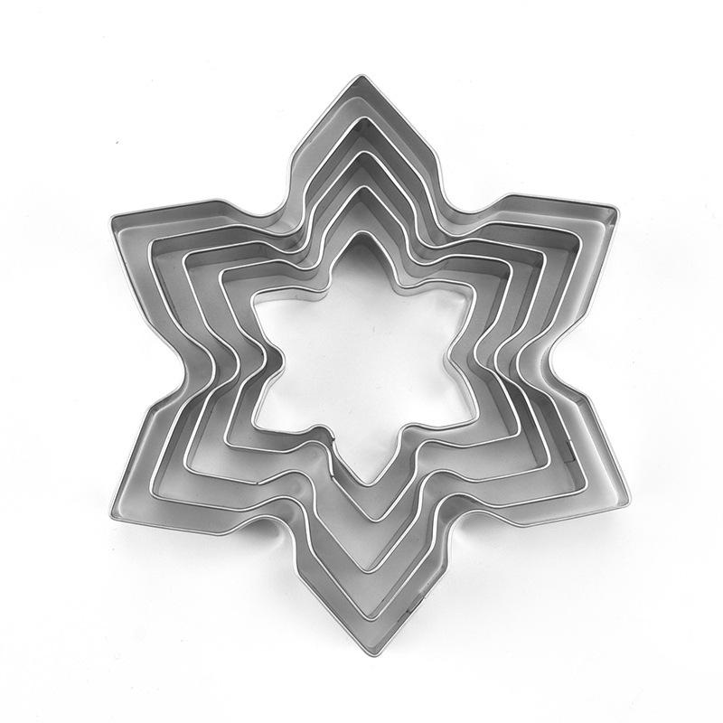 

Рождественские куки-резаки: Пряничный человечек, Елка, Снежинка, Перчатки, Сердце, Клевер, Звезда