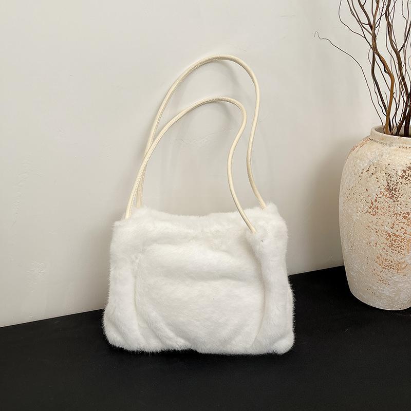 Autumn Winter New Plush Bucket Bag for Women Korean Style Premium Texture Niche Design Commuter Handbag