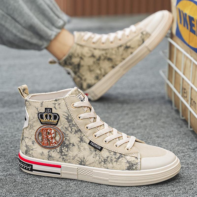 Fashion High Top Vulcanized Canvas Shoes Man Fashion Embroidery Black Lace-up Men's Skateboard Shoes Trendy Casual Designer Sneakers Men