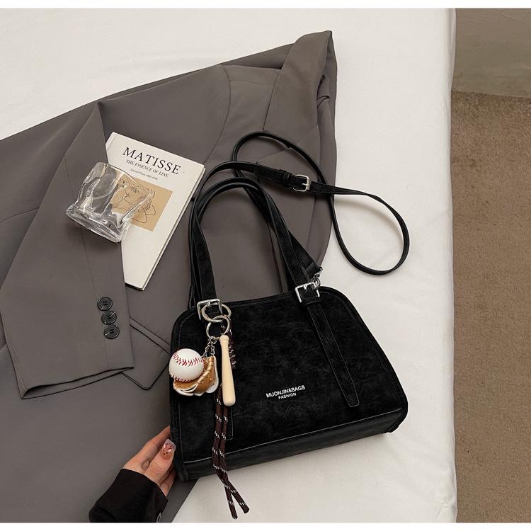 

Women s Retro Frosted Tote Bag - Niche Design, Luxury, Large Capacity, Perfect for Work and Commute