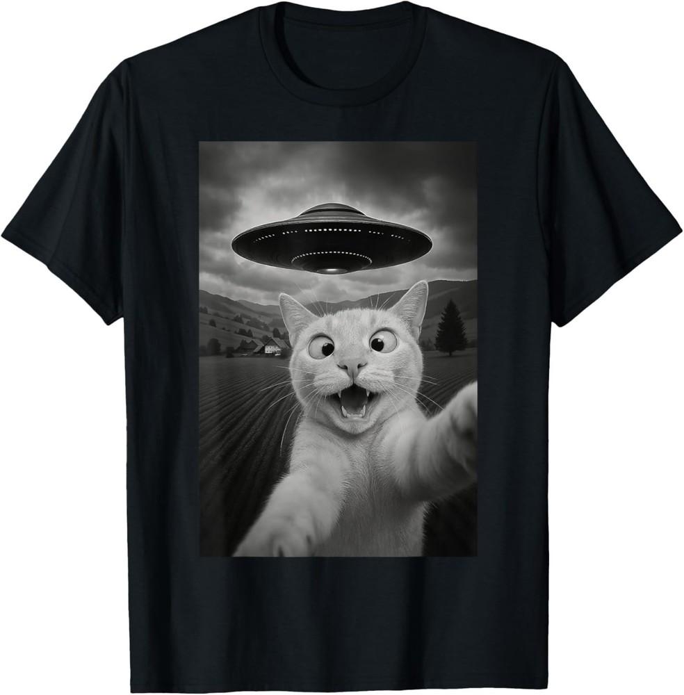 Funny Cat Selfie with Alien UFO Graphic Gift Funny Shirts T-Shirt Unisex T-Shirt XL