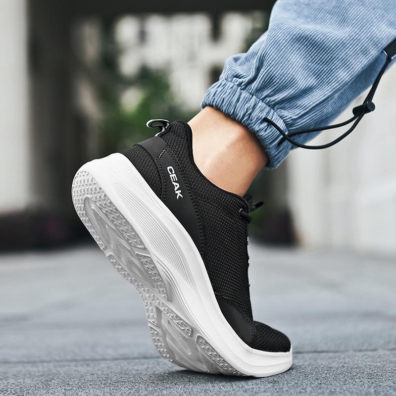 Super large size men's shoes summer and autumn casual sports shoes plus fat coconut tide shoes mesh shoes men's casual shoes