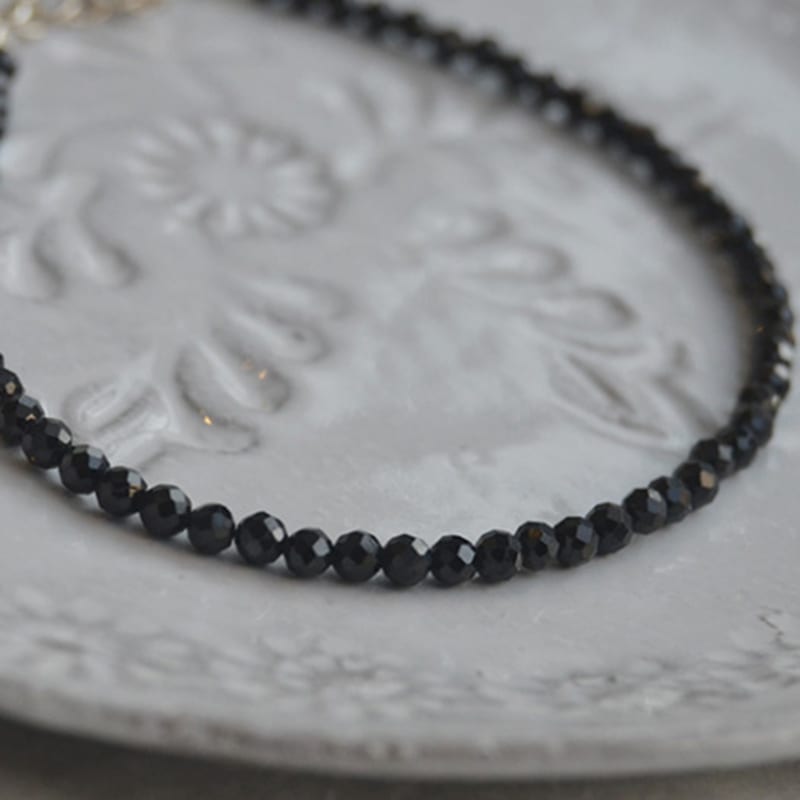 martha in the garret julia.black spinel