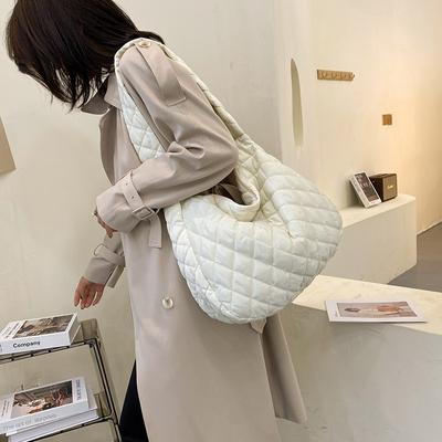 Tasche Winter Große Kapazität Vielseitige Raute Daunen Baumwolle Plissee Plissee Wolke Damen Tasche Weiche Umhängetasche Große Tasche